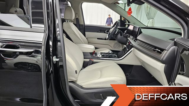 Kia CARNIVAL 9-Seater Noblesse купить на сайте DeffCars