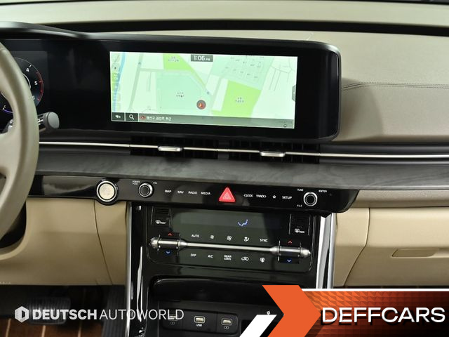 Kia CARNIVAL 9-Seater Signature купить на сайте DeffCars