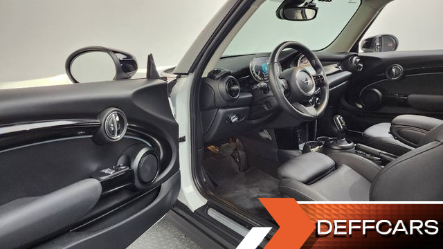 Mini COOPER Classic Plus 3rd купить на сайте DeffCars