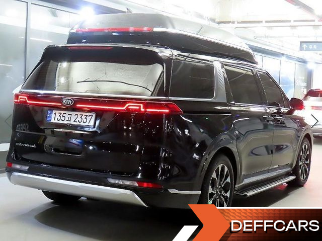 Kia CARNIVAL Gasoline 9-Seater Hi-Limousine Signature купить на сайте DeffCars