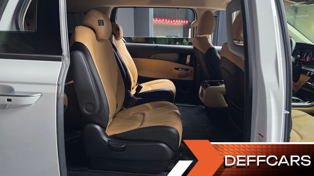 Kia CARNIVAL 9-Seater Noblesse купить на сайте DeffCars