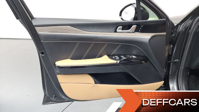 Kia K5 2.0 Signature купить на сайте DeffCars