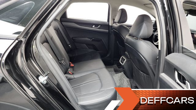 Kia K5 2.0 Prestige купить на сайте DeffCars