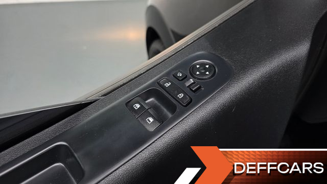 Hyundai STARIA Cargo 5-Seater Modern купить на сайте DeffCars