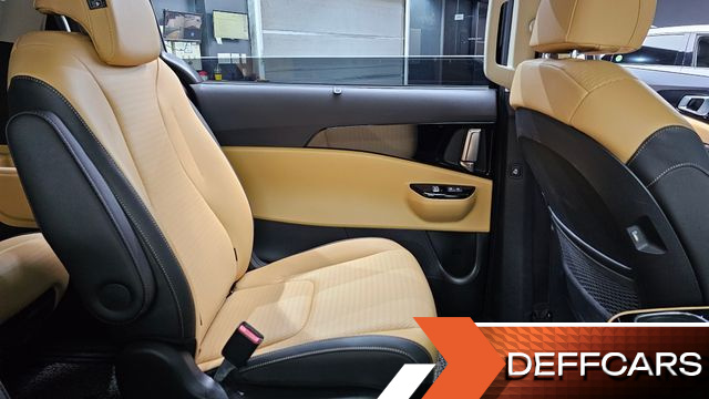 Kia CARNIVAL 9-Seater Noblesse купить на сайте DeffCars