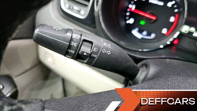 Kia CARNIVAL 9-Seater Noblesse Special купить на сайте DeffCars