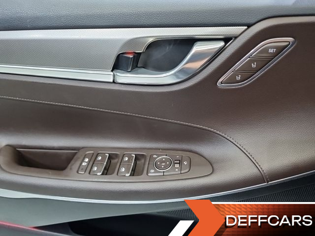 Hyundai GRANDEUR 2.5 Exclusice купить на сайте DeffCars
