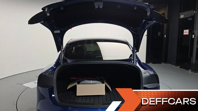 Tesla MODEL 3 RWD купить на сайте DeffCars