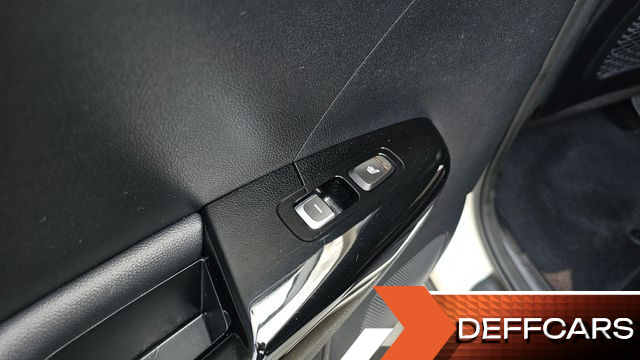 Kia SPORTAGE Gasoline Signature купить на сайте DeffCars