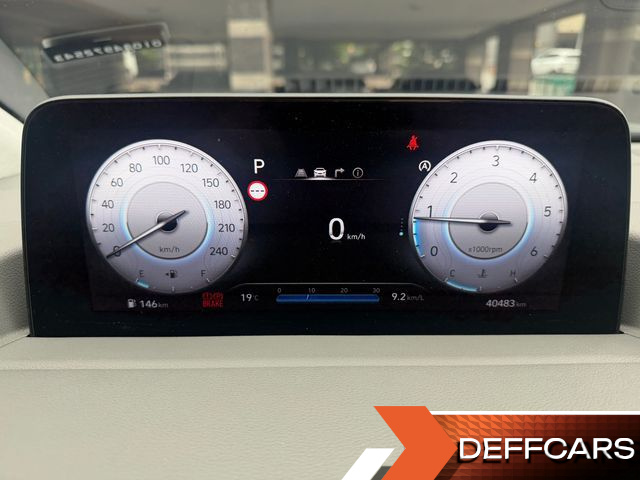Hyundai STARIA 4WD Lounge 9-Seater Inspiration купить на сайте DeffCars