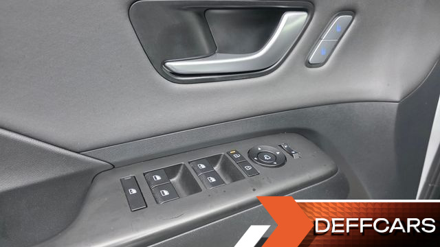 Hyundai KONA Gasoline 2.0 2WD Inspiration купить на сайте DeffCars
