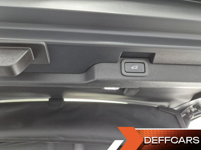 Land Rover DISCOVERY 2.0 SD4 SE купить на сайте DeffCars