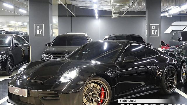 Porsche 911 GT3 Touring купить на сайте DeffCars