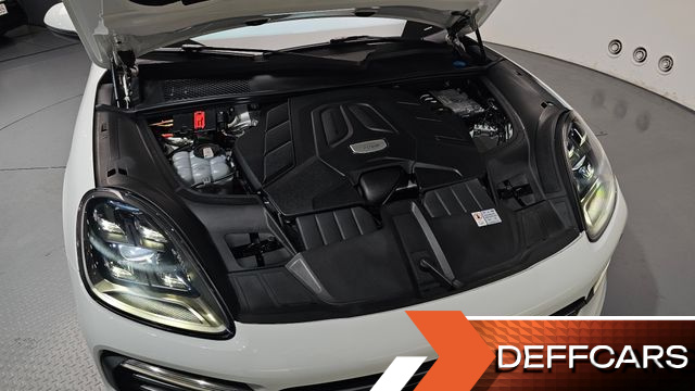 Porsche CAYENNE 3.0 PLATINUM EDITION купить на сайте DeffCars