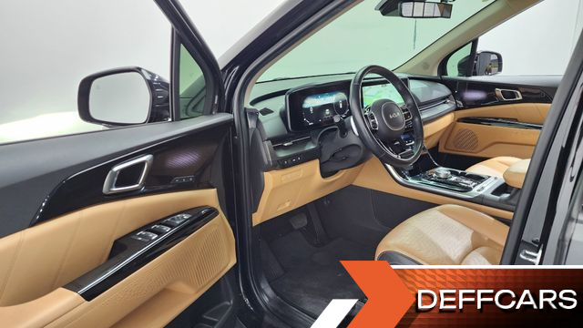 Kia CARNIVAL Gasoline 9-Seater Signature купить на сайте DeffCars