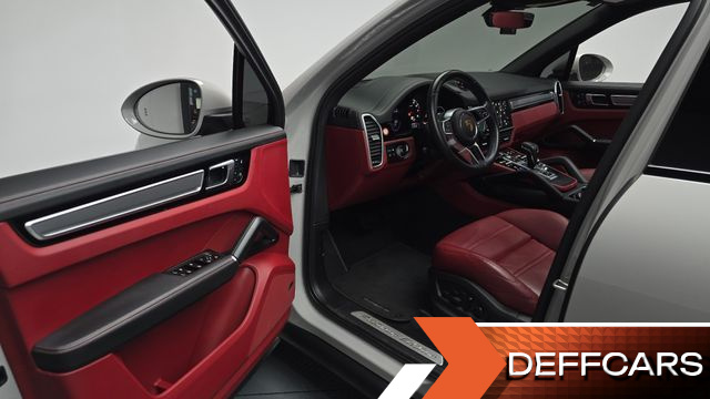 Porsche CAYENNE 3.0 PLATINUM EDITION купить на сайте DeffCars