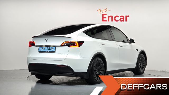 Tesla MODEL Y Long Range AWD купить на сайте DeffCars