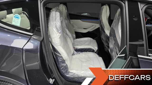 Tesla MODEL Y L Long Range AWD купить на сайте DeffCars