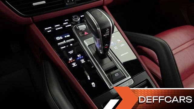 Porsche CAYENNE 3.0 E-Hybrid купить на сайте DeffCars
