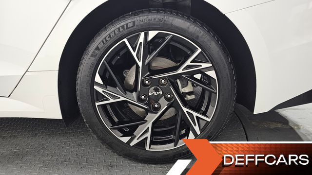 Kia K5 1.6 Turbo Signature купить на сайте DeffCars
