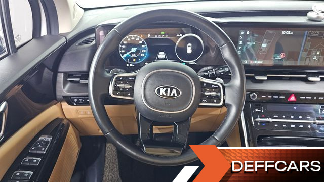 Kia CARNIVAL 9-Seater Noblesse купить на сайте DeffCars