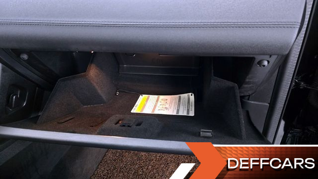 Land Rover DISCOVERY SPORT 2.0 TD4 SE купить на сайте DeffCars