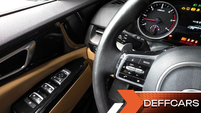 Kia CARNIVAL 9-Seater Noblesse купить на сайте DeffCars