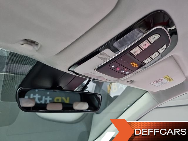 Hyundai SANTAFE Gasoline 2.5T 2WD Calligraphy купить на сайте DeffCars