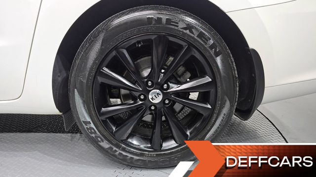 Kia CARNIVAL 9-Seater Noblesse купить на сайте DeffCars