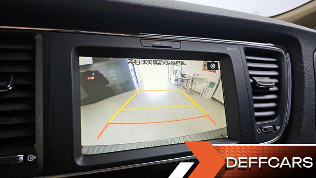 Kia CARNIVAL 9-Seater Prstige купить на сайте DeffCars