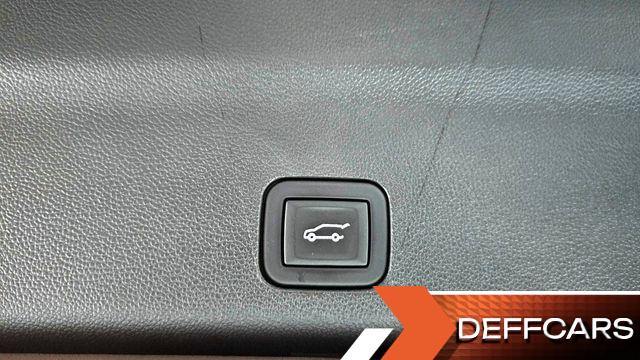 Cadillac ESCALADE 6.2 ESV ESV Sports Platinum купить на сайте DeffCars