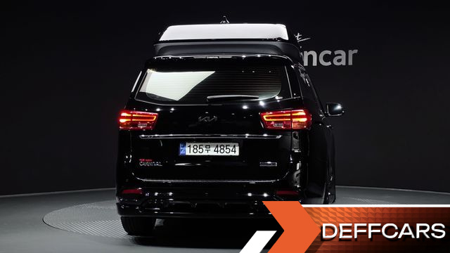Kia CARNIVAL 9-Seater Hi-Limousine Noblesse Special купить на сайте DeffCars