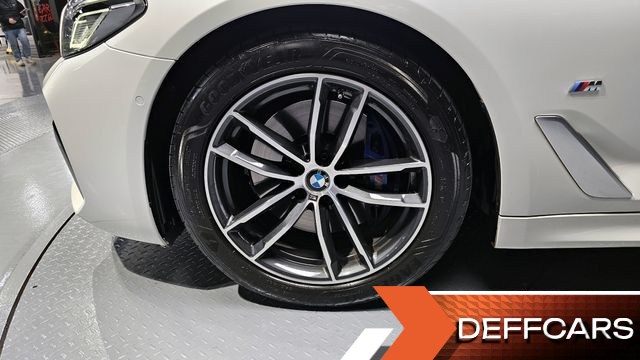 BMW 5-SERIES 520i M Sport купить на сайте DeffCars
