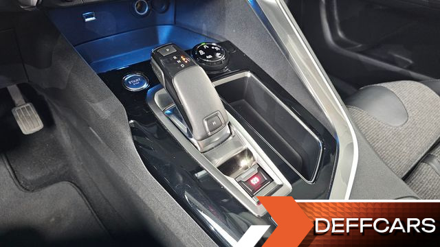 Peugeot 3008 1.6 BlueHDi Allure купить на сайте DeffCars