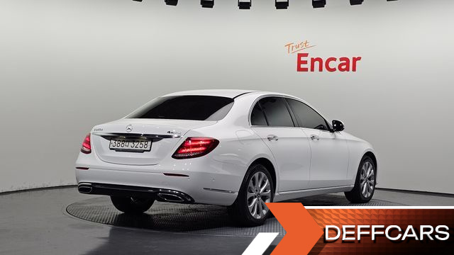 Mercedes E-CLASS E220d 4MATIC Exclusive купить на сайте DeffCars