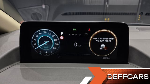 Hyundai STARIA L3.5 Lounge 7-Seater Mobility купить на сайте DeffCars