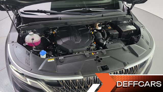 Kia CARNIVAL Diesel 11-Seater Prestige купить на сайте DeffCars