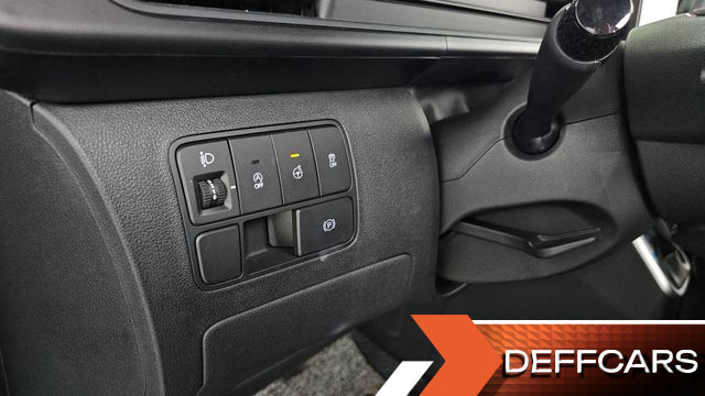 Hyundai STARIA Cargo 5-Seater Modern купить на сайте DeffCars