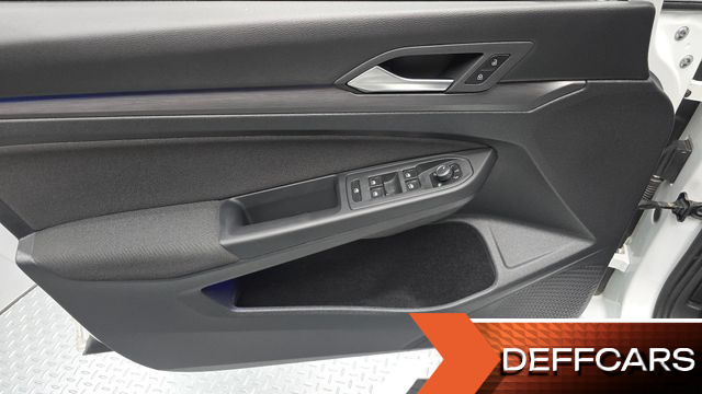 Volkswagen GOLF 2.0 TDI Premium купить на сайте DeffCars