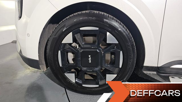 Kia CARNIVAL Gasoline 7-Seater Hi Limousine Signature купить на сайте DeffCars