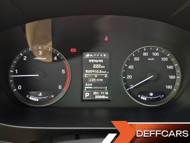 Hyundai SOLATI 16-seater Deluxe купить на сайте DeffCars