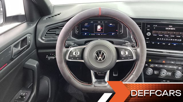 Volkswagen T-ROC 2.0 TDI Premium купить на сайте DeffCars