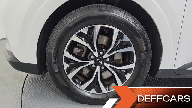 Kia CARNIVAL 9-Seater Prestige купить на сайте DeffCars