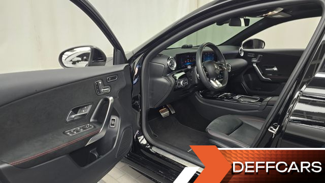 Mercedes A-CLASS AMG A35 4MATIC Sedan купить на сайте DeffCars