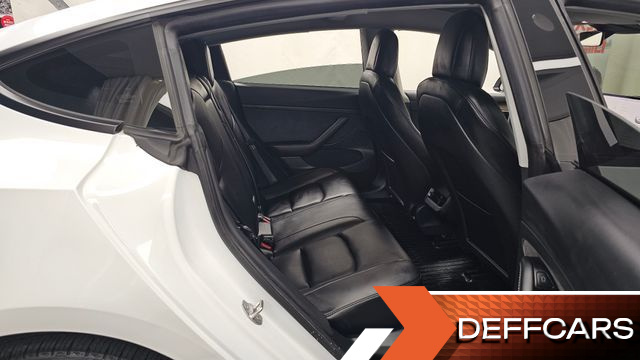 Tesla MODEL 3 Long Range AWD купить на сайте DeffCars