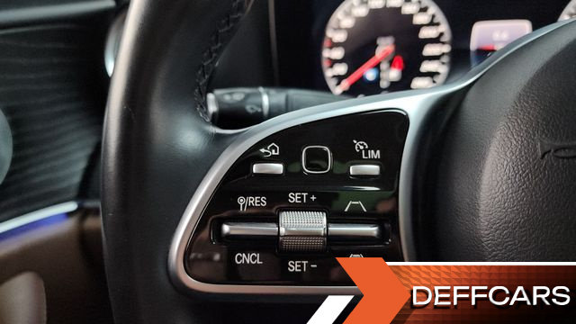 Mercedes E-CLASS E300 4MATIC Avnatgarde купить на сайте DeffCars