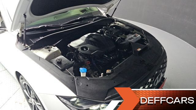Hyundai GRANDEUR 2.5 Premium Choice купить на сайте DeffCars