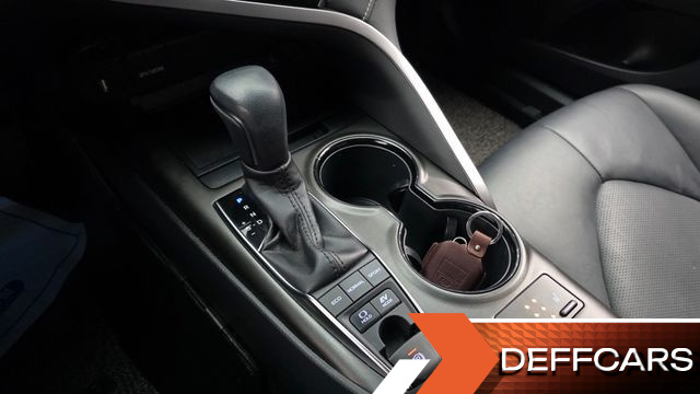 Toyota CAMRY 2.5 XSE Hybrid купить на сайте DeffCars