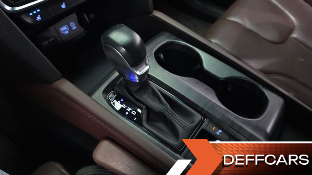 Hyundai SANTAFE Gasoline 2.0T 2WD Inspiration купить на сайте DeffCars
