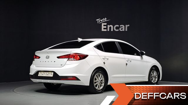 Hyundai AVANTE 1.6 Smart купить на сайте DeffCars